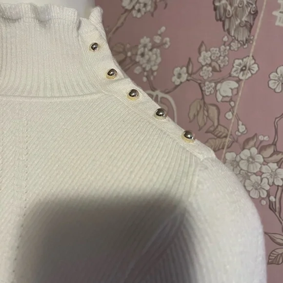 White House Black Market mock turtleneck lightweight sweater - Picture 2 of 7